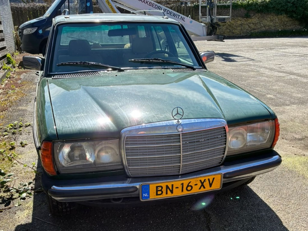 Mercedes-Benz 300 TD | 1983 | Route 66 Auctions