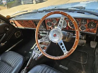 Foto 7 di 8: Triumph Stag | 1974 | Route 66 Auctions
