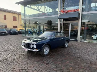 Foto 2 di 27: ALFA ROMEO GT