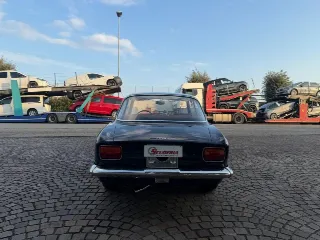 Foto 7 di 27: ALFA ROMEO GT