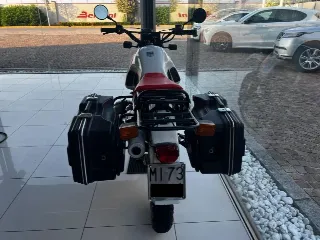 Foto 5 di 12: BMW R 80 G/S Paris Dakar