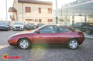 Foto 3 di 29: FIAT Coupe