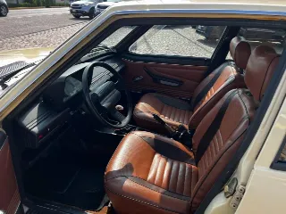 Foto 10 di 19: ALFA ROMEO Giulietta