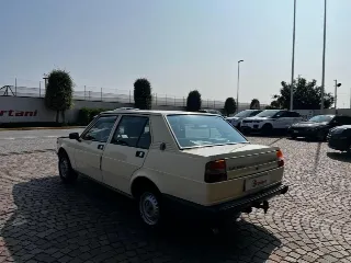 Foto 4 di 19: ALFA ROMEO Giulietta