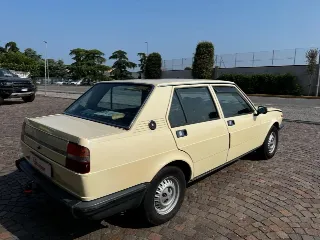 Foto 7 di 19: ALFA ROMEO Giulietta