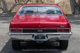 Foto 9 di 24: 1970 Chevrolet Nova