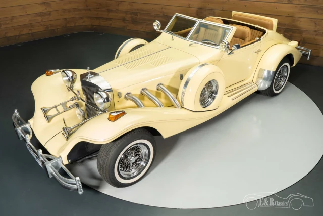 Excalibur Roadster