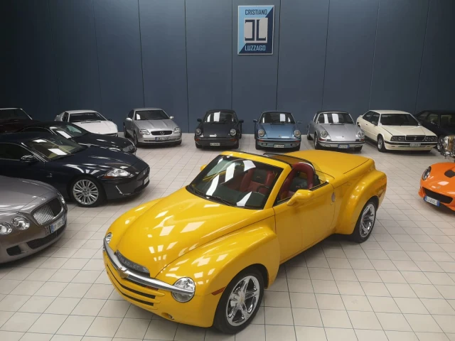 CHEVROLET SSR 6.0 LS2 404CV 2005