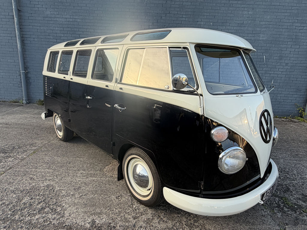 Volkswagen Type 2 Deluxe Microbus | 1961 | Route 66 Auctions