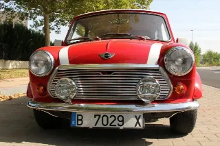 Foto 3 di 8: Mini 1000 De Luxe | 1973 | Route 66 Auctions