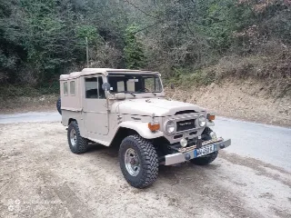 Foto 1 di 6: Toyota Land Cruiser FJ43 | 1975 | Route 66 Auctions