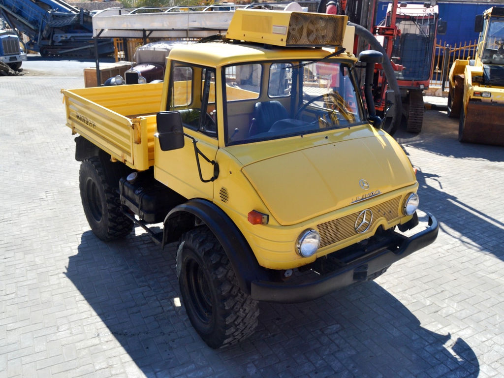 Mercedes-Benz Unimog 406 U900 | 1975 | Route 66 Auctions