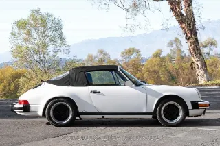 Foto 13 di 24: 1988 Porsche Carrera