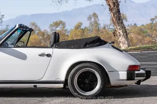Foto 23 di 24: 1988 Porsche Carrera