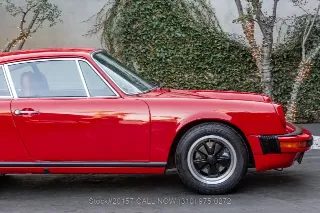 Foto 10 di 24: 1975 Porsche 911S