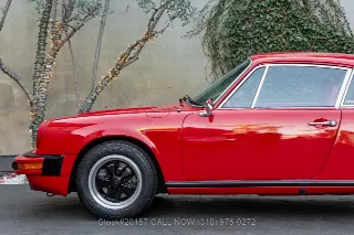 Foto 12 di 24: 1975 Porsche 911S