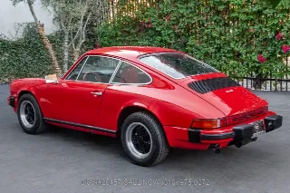 Foto 7 di 24: 1975 Porsche 911S