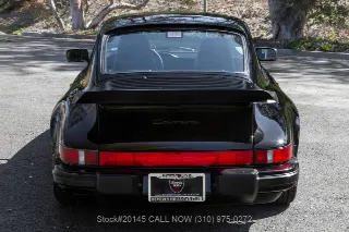 Foto 6 di 24: 1988 Porsche Carrera