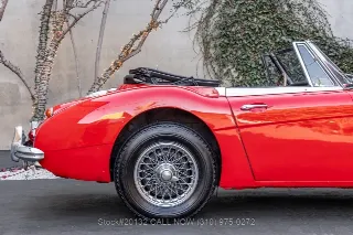 Foto 17 di 24: 1967 Austin Healey 3000