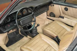 Foto 2 di 10: Porsche 911