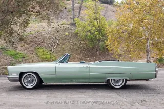 Foto 22 von 24: 1967 Cadillac DeVille