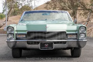 Foto 3 von 24: 1967 Cadillac DeVille