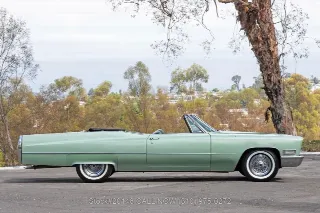 Foto 6 von 24: 1967 Cadillac DeVille