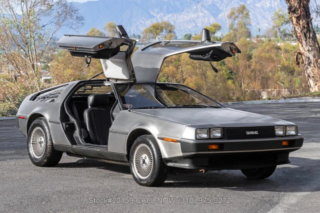 1981 DeLorean DMC 12