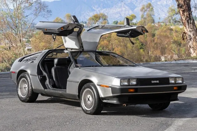 1981 DeLorean DMC 12