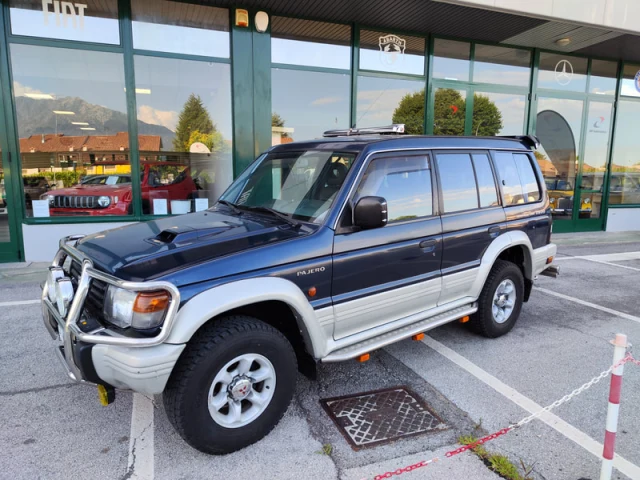 Mitsubishi Pajero Wagon