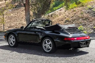 Foto 10 di 24: 1998 Porsche 993