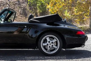 Foto 24 di 24: 1998 Porsche 993