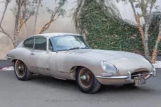 Foto 1 di 24: 1963 Jaguar XKE