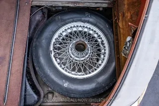Foto 23 di 24: 1963 Jaguar XKE