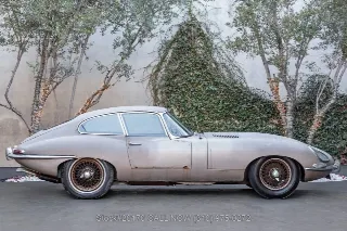 Foto 4 di 24: 1963 Jaguar XKE