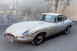 Foto 8 di 24: 1963 Jaguar XKE