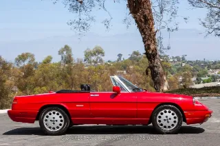 Foto 3 di 24: 1992 Alfa Romeo Spider