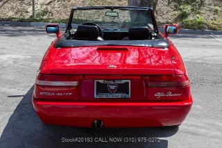 Foto 5 di 24: 1992 Alfa Romeo Spider