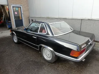 Foto 14 di 37: Mercedes