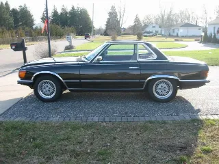 Foto 33 di 37: Mercedes