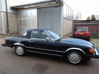 Foto 10 di 30: Mercedes