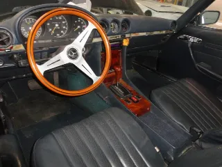 Foto 23 di 30: Mercedes