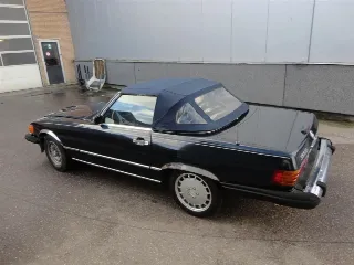 Foto 30 di 30: Mercedes