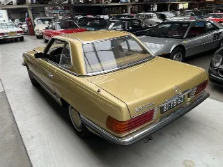 Foto 19 di 21: Mercedes