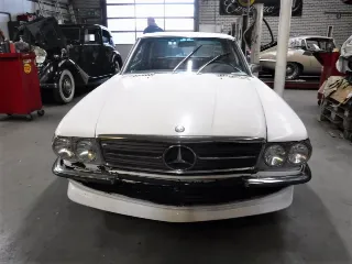 Foto 13 di 26: Mercedes