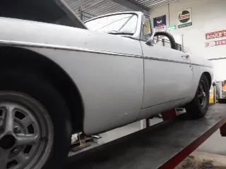 Photo 27 of 52: MG