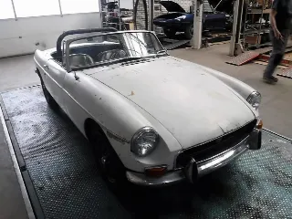 Photo 46 of 52: MG