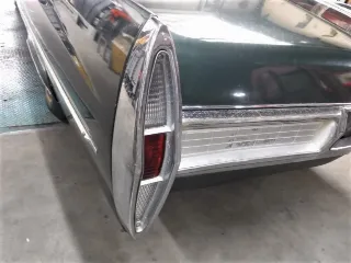 Photo 40 of 79: Cadillac
