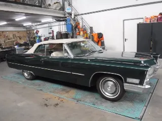 Photo 56 of 79: Cadillac