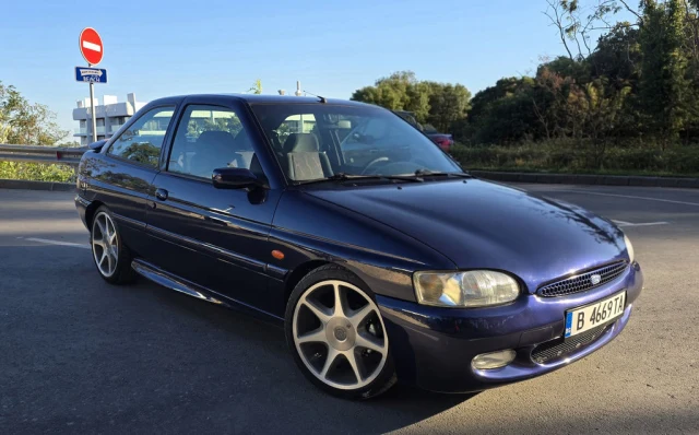 Ford Escort RS2000 F1 Edition | 1996 | Route 66 Auctions